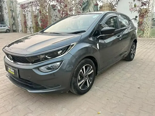 Used 2023 Tata Altroz in Gurgaon