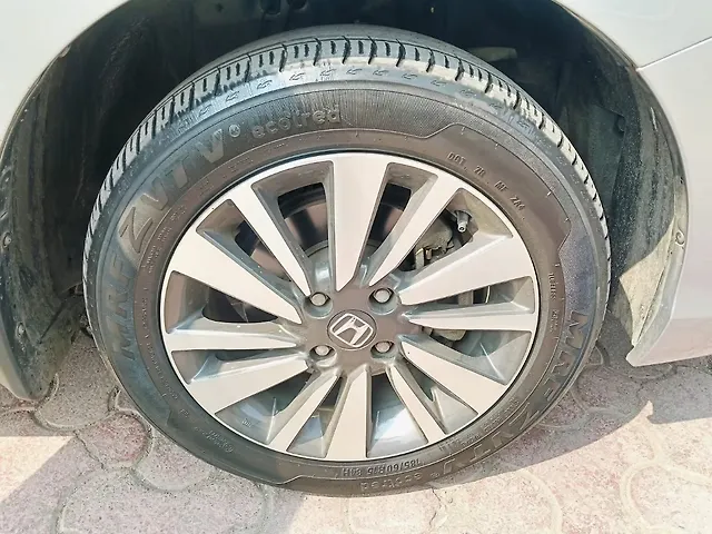 Used Honda City V Petrol MT [2023-2025] in Mumbai