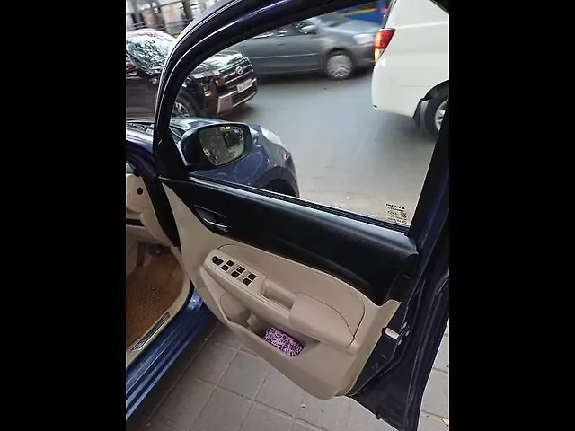 Used Maruti Suzuki Dzire [2017-2020] VXi AMT in Bangalore