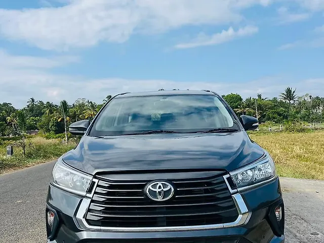 Used 2017 Toyota Innova Crysta in Kollam