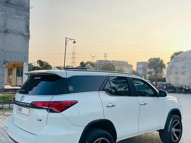 Used Toyota Fortuner [2016-2021] 2.8 4x4 AT [2016-2020] in Chandigarh