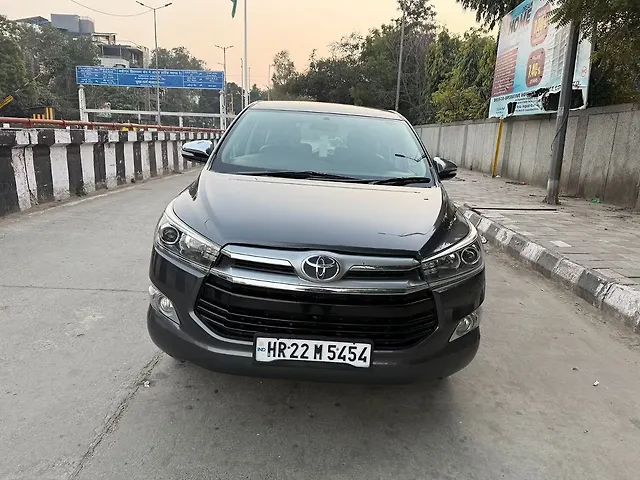 Used 2016 Toyota Innova Crysta in Delhi