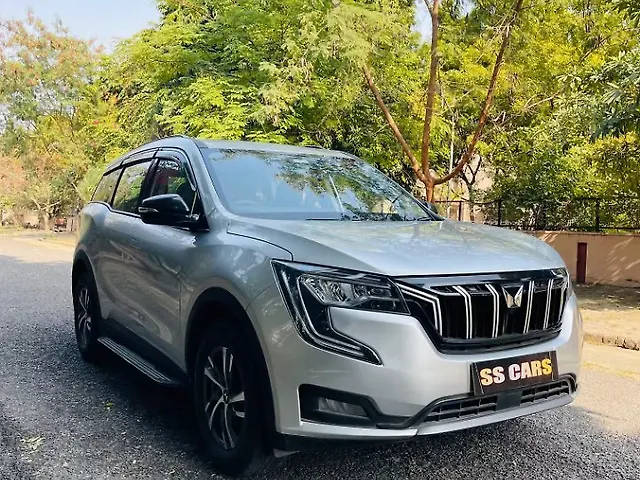 Used Mahindra Old Generation XUV700 AX 5 Diesel AT 7 STR [2021] in Lucknow