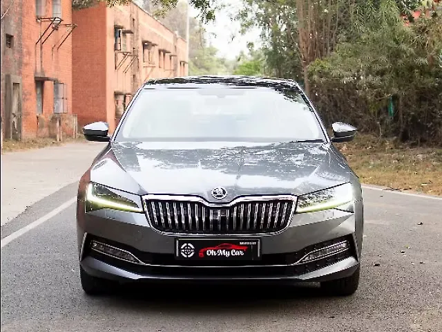 Used 2023 Skoda Superb in Delhi