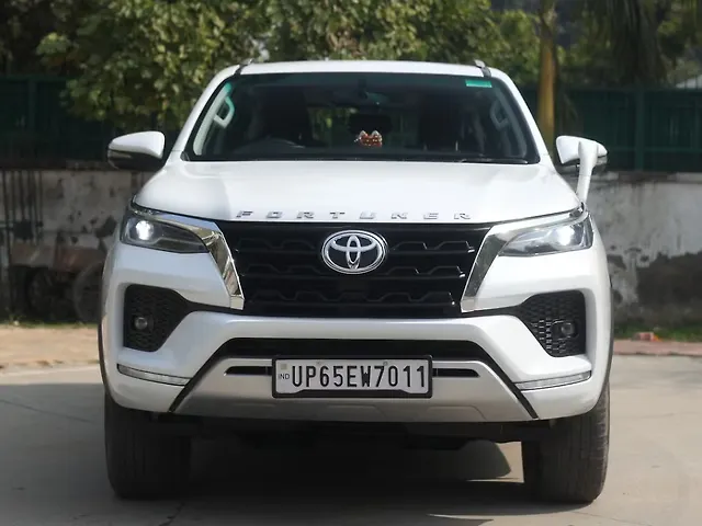 Used 2023 Toyota Fortuner in Delhi