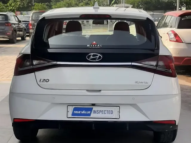 Used Hyundai i20 [2020-2023] Sportz 1.2 MT [2020-2023] in Guwahati