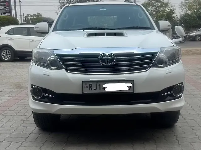 Used 2016 Toyota Fortuner in Jaipur