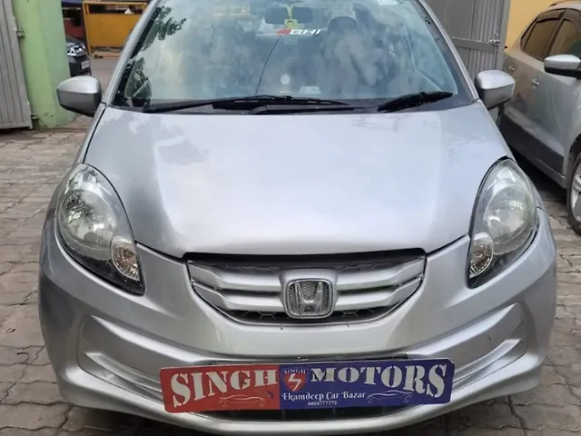 Used 2013 Honda Amaze in Kanpur