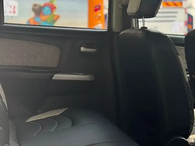 Used Maruti Suzuki Wagon R 1.0 [2014-2019] VXI in Surat