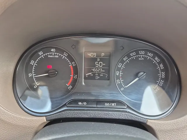 Used Skoda Rapid [2014-2015] 1.6 MPI Elegance AT in Mumbai