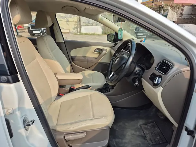 Used Skoda Rapid [2014-2015] 1.6 MPI Elegance AT in Mumbai