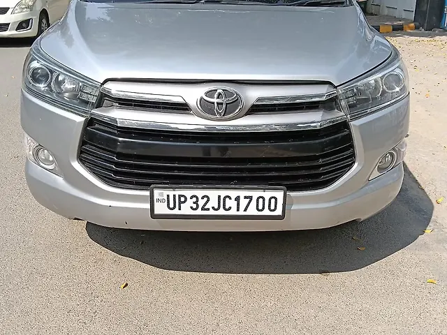 Used 2017 Toyota Innova Crysta in Lucknow