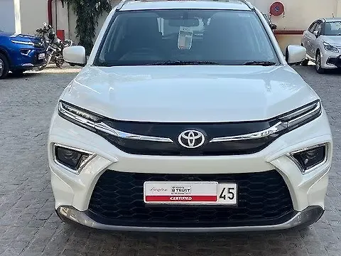 Used 2024 Toyota Urban Cruiser Hyryder in Delhi
