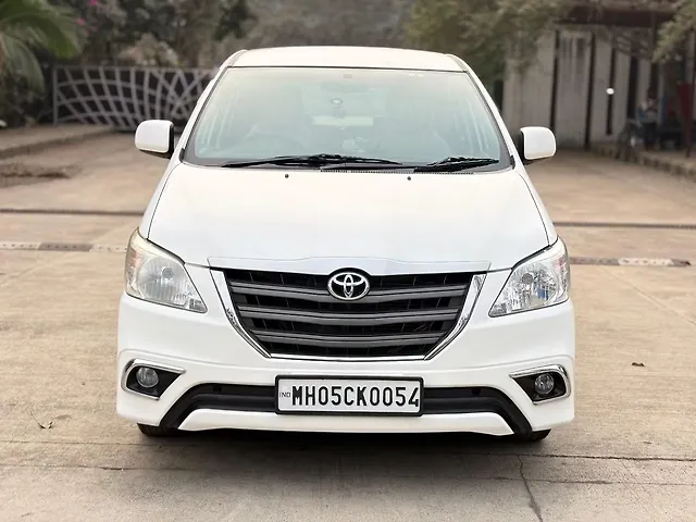 Used 2016 Toyota Innova in Thane