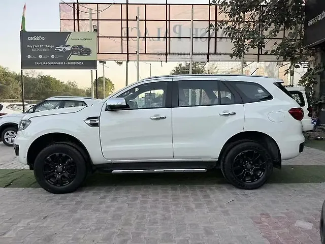 Used Ford Endeavour Titanium 2.0 4x2 AT in Gurgaon Used Ford Endeavour Titanium 2.0 4x2 AT in Gurgaon