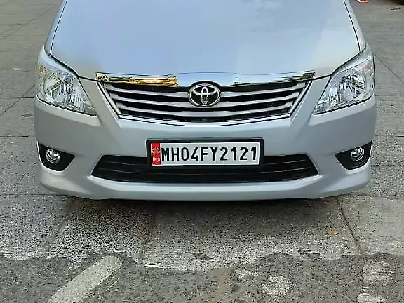 Used 2012 Toyota Innova in Thane