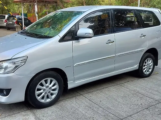 Used Toyota Innova [2009-2012] 2.5 E 8 STR in Thane