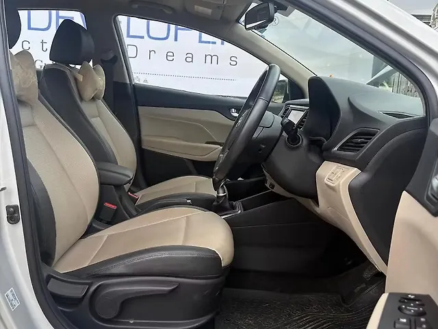 Used Hyundai Verna [2016-2017] 1.6 VTVT SX in Mumbai