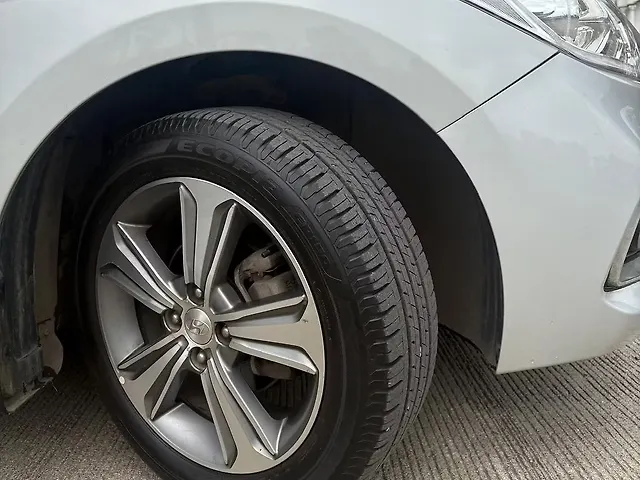 Used Hyundai Verna [2016-2017] 1.6 VTVT SX in Mumbai