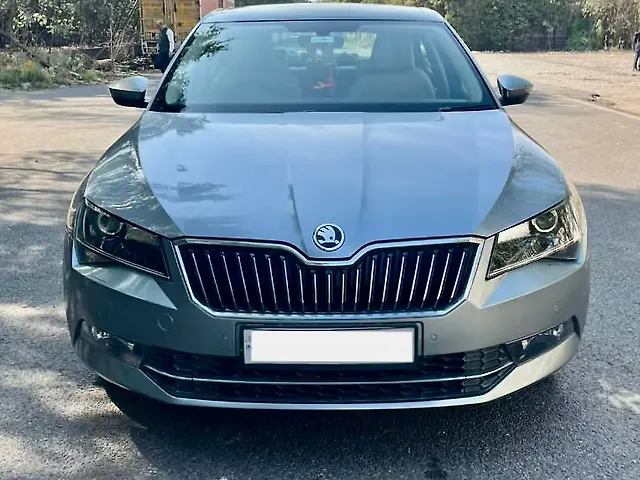 Used 2019 Skoda Superb in Delhi