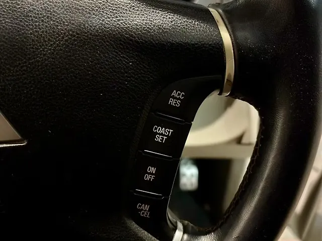 Used Mitsubishi Montero 3.2 Di-D AT in Madurai