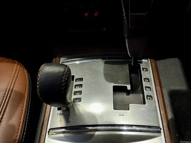 Used Mitsubishi Montero 3.2 Di-D AT in Madurai