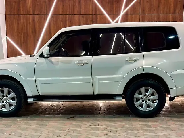 Used Mitsubishi Montero 3.2 Di-D AT in Madurai