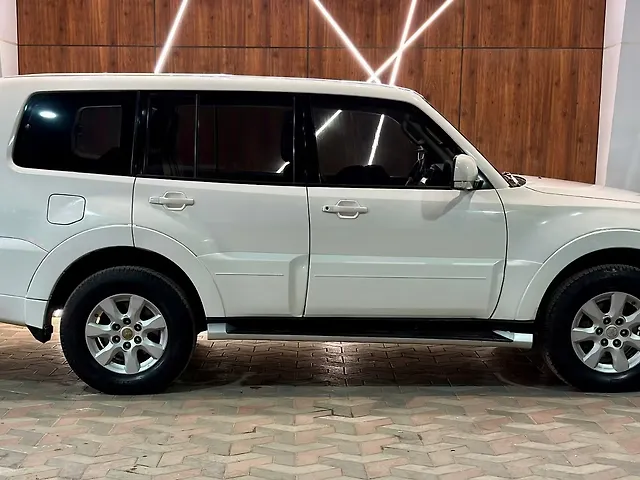 Used Mitsubishi Montero 3.2 Di-D AT in Madurai