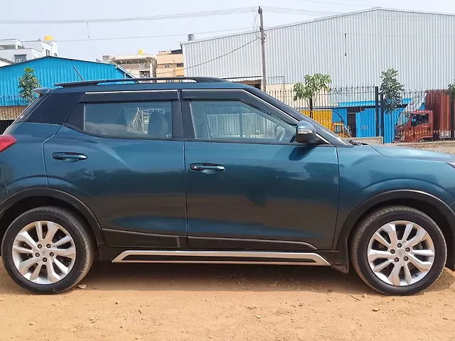 Used Mahindra XUV300 [2019-2024] 1.5 W8 AMT in Bangalore