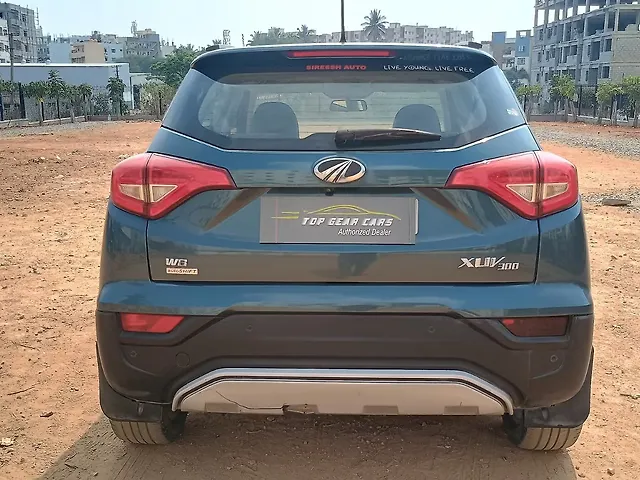 Used Mahindra XUV300 [2019-2024] 1.5 W8 AMT in Bangalore