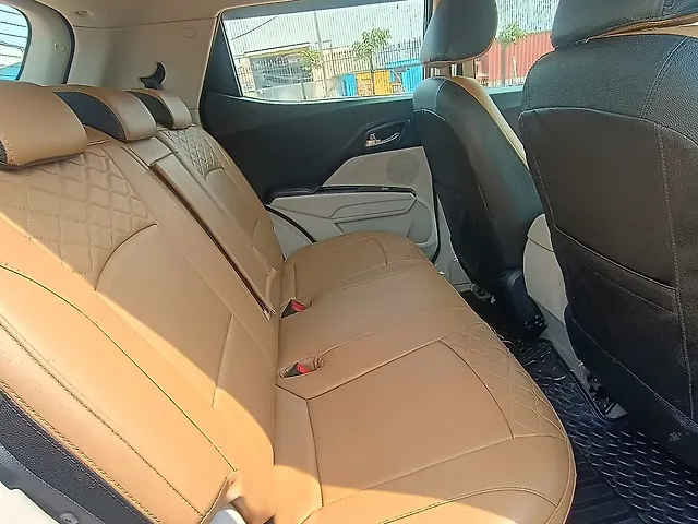 Used Mahindra XUV300 [2019-2024] 1.5 W8 AMT in Bangalore