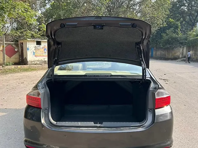 Used Honda City 4th Generation ZX CVT Petrol [2017-2019] in Delhi