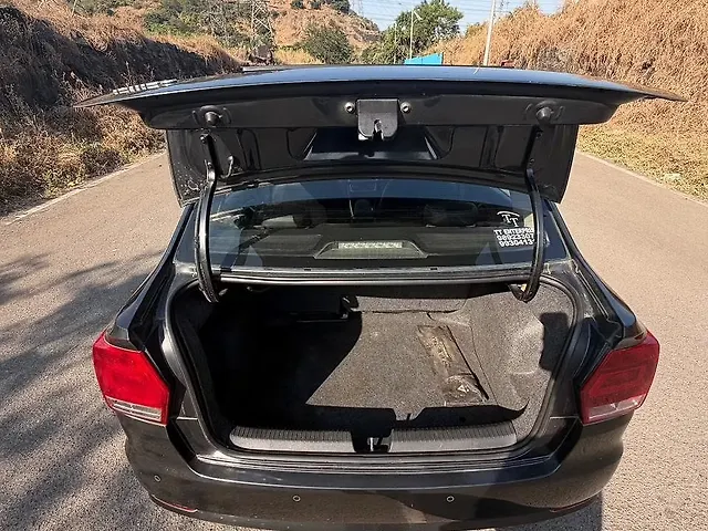 Used Volkswagen Ameo Highline Plus 1.0L (P) 16 Alloy in Navi Mumbai