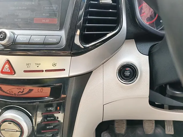 Used Mahindra XUV300 [2019-2024] W8 (O) 1.2 Petrol [2019] in Bangalore
