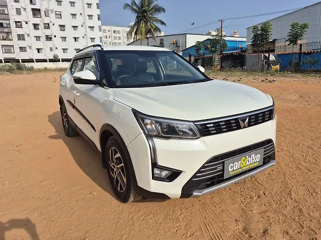 Used Mahindra XUV300 [2019-2024] W8 (O) 1.2 Petrol [2019] in Bangalore