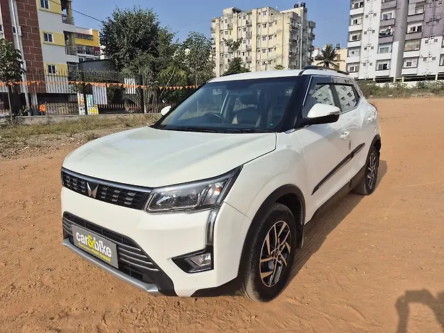 Used Mahindra XUV300 [2019-2024] W8 (O) 1.2 Petrol [2019] in Bangalore