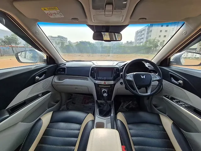 Used Mahindra XUV300 [2019-2024] W8 (O) 1.2 Petrol [2019] in Bangalore