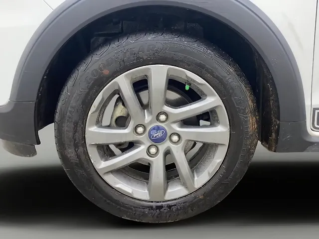 Used Ford Freestyle Titanium 1.5 TDCi [2018-2020] in Hyderabad