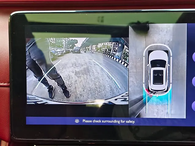 Used MG Astor Savvy 1.5 CVT S Red [2021-2023] in Mumbai