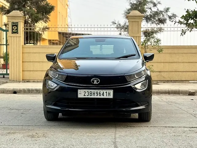 Used 2023 Tata Altroz in Thane