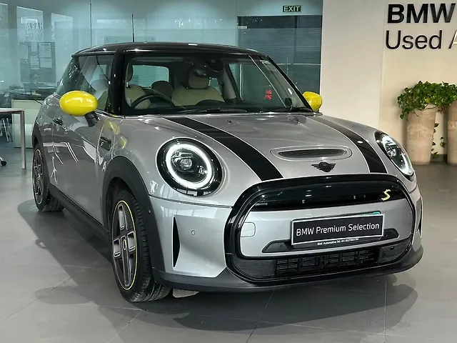Used Mini Cooper SE 3-Door in Delhi Used Mini Cooper SE 3-Door in Delhi