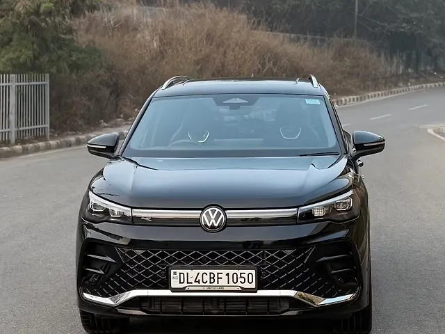 Used 2025 Volkswagen Tiguan R-Line in Delhi