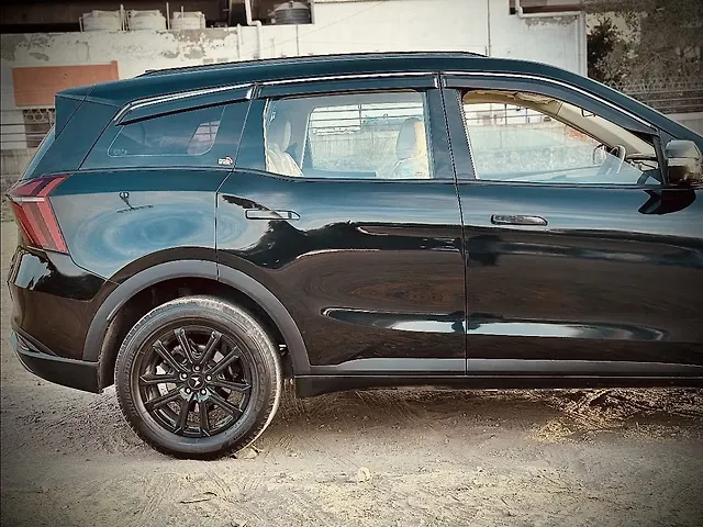 Used Mahindra Old Generation XUV700 AX7 Luxury Pack 2WD Diesel 2.2L Turbo Automatic 7 STR in Delhi