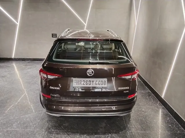 Used Skoda Kodiaq [2017-2020] L&K 2.0 TDI 4x4 AT in Delhi