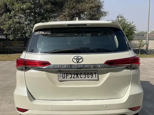 Used Toyota Fortuner [2016-2021] 2.8 4x2 MT [2016-2020] in Lucknow