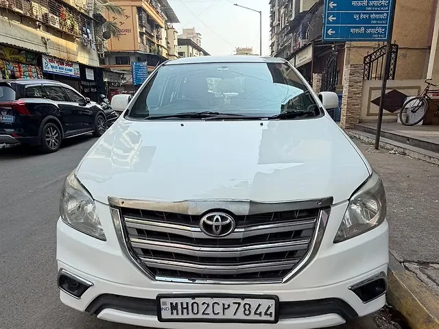 Used 2012 Toyota Innova in Navi Mumbai
