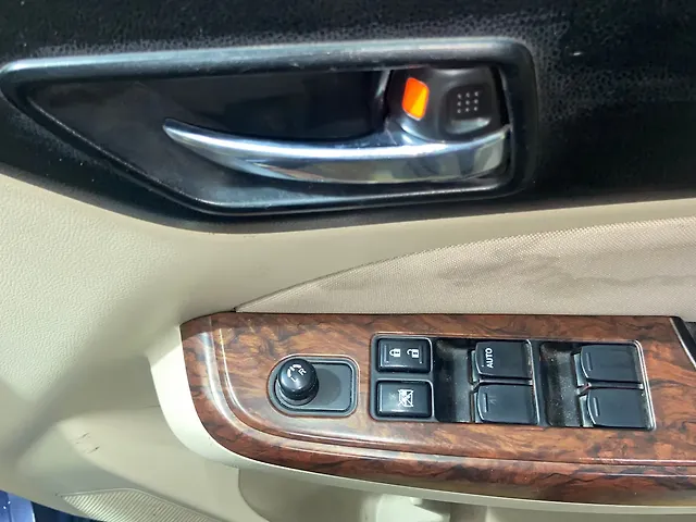 Used Maruti Suzuki Dzire [2017-2020] VXi in Surat