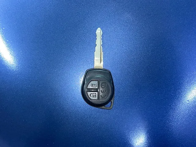 Used Maruti Suzuki Dzire [2017-2020] VXi in Surat