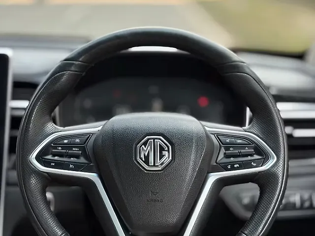 Used MG Hector [2023-2025] Sharp Pro 1.5 Turbo Petrol  CVT [2023] in Chandigarh