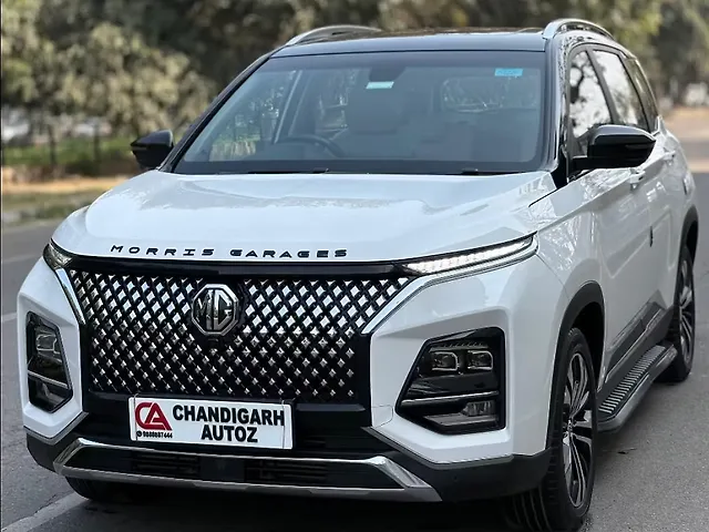 Used MG Hector [2023-2025] Sharp Pro 1.5 Turbo Petrol  CVT [2023] in Chandigarh